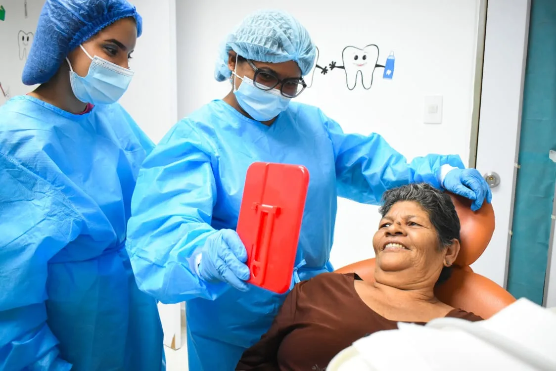 2300 bolivarenses beneficiados por la Misión Sonrisa