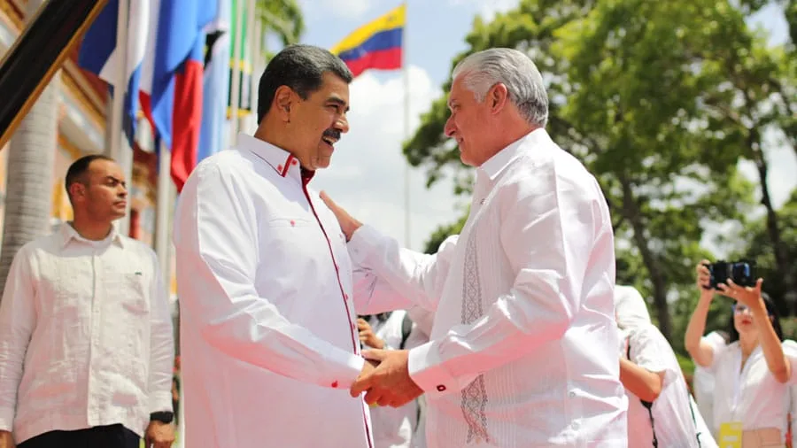 Maduro da la bienvenida en Miraflores a miembros del ALBA-TCP