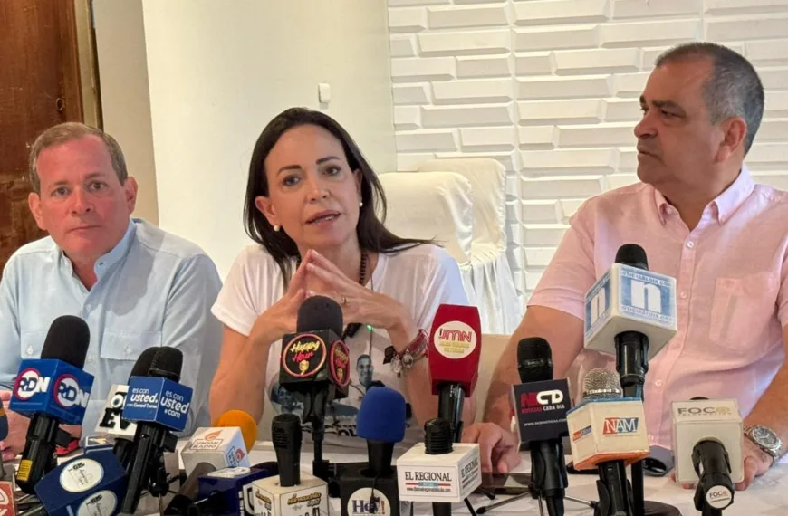 María Corina Machado: La transición en Venezuela no será de cogollos ni de espalda al país